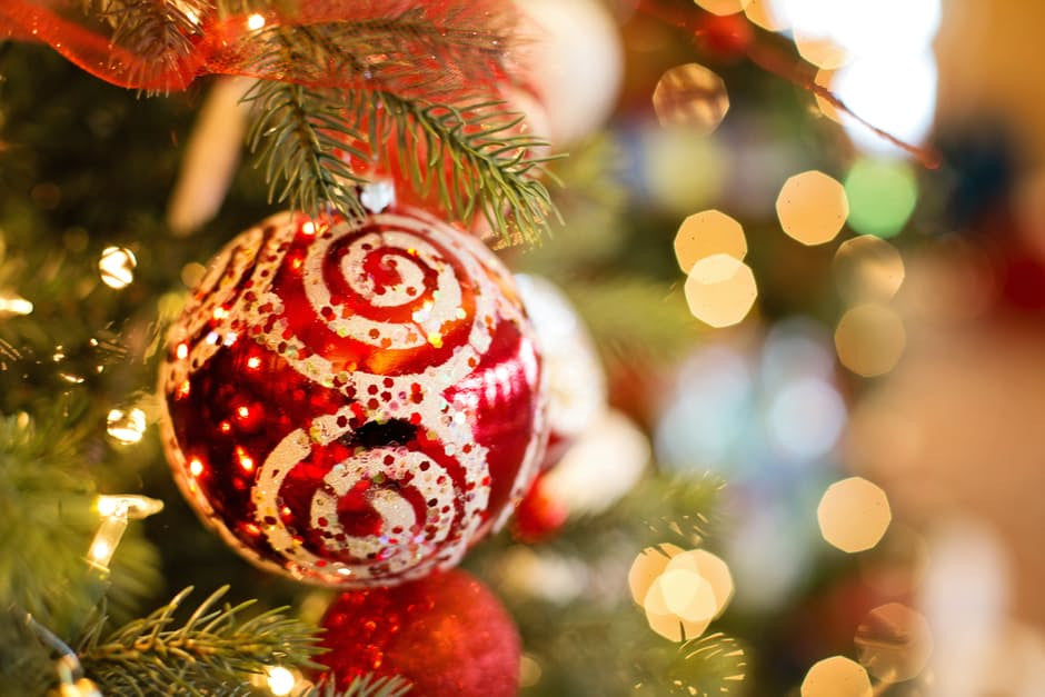 'Tis the Season | Four Baskets to help spread the Christmas Spirit This Holiday Season