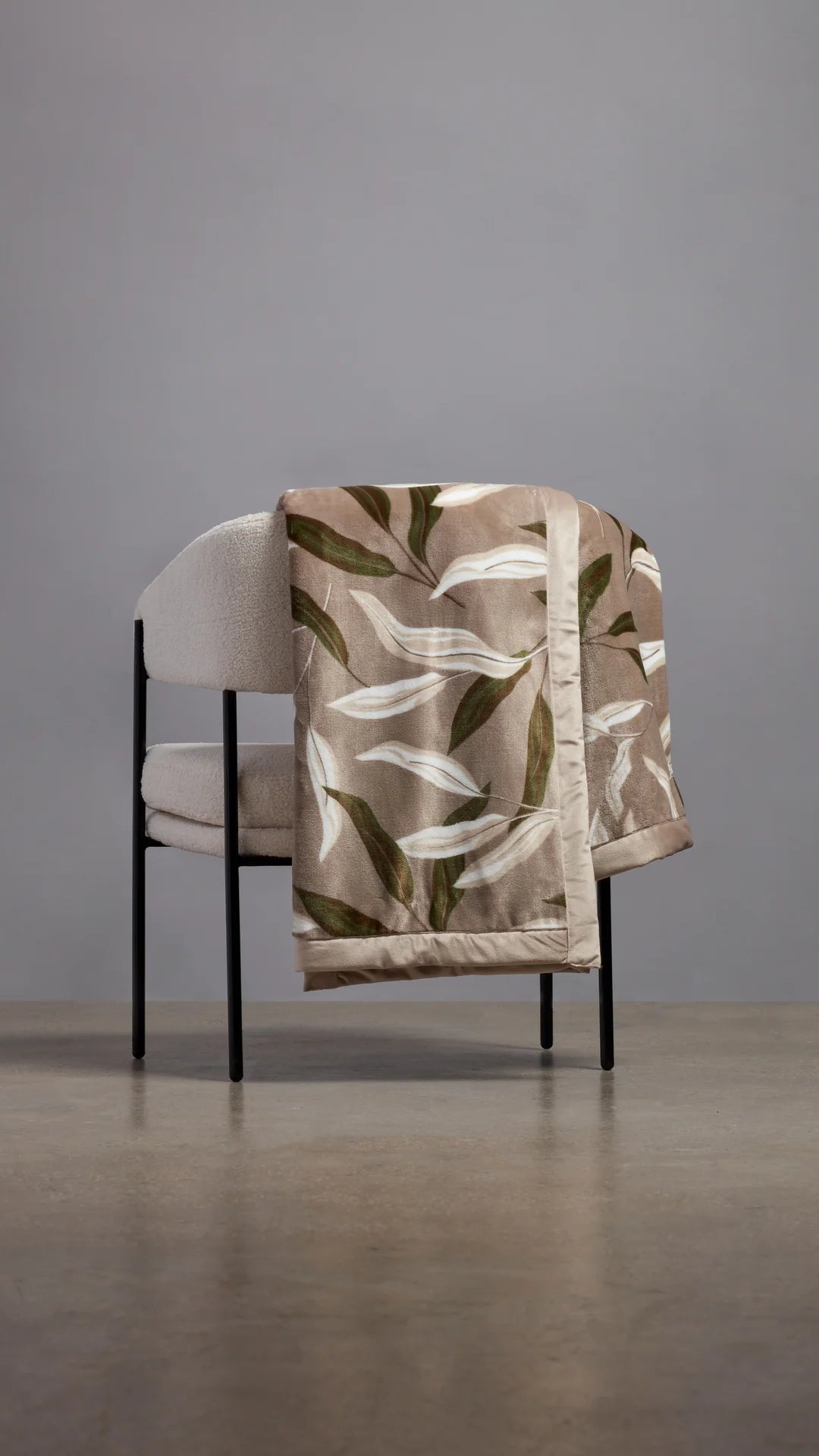 Blanket - Ellen Tracy - Brown Leaf